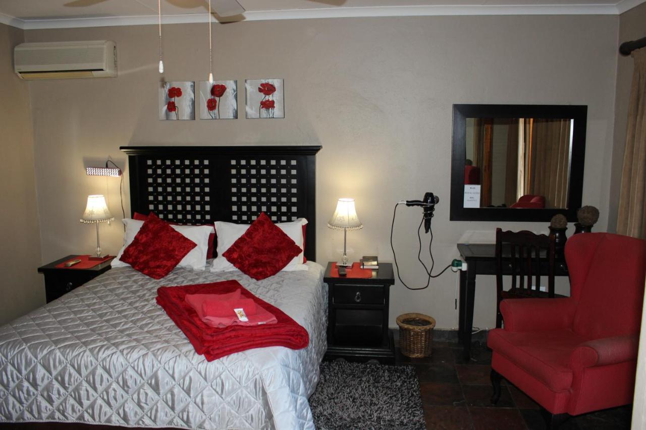 פאלאבורווה Royal Game Guest House מראה חיצוני תמונה